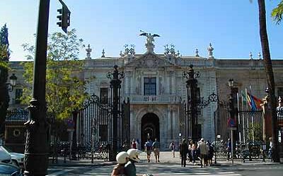 Arquitectos debaten en la Universidad San Jorge de Zaragoza la movilidad en las ciudades